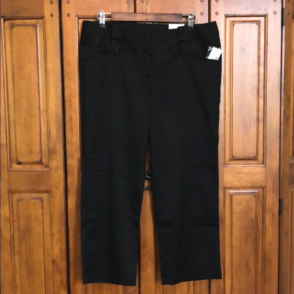 Studio Y Cropped Dress Pant